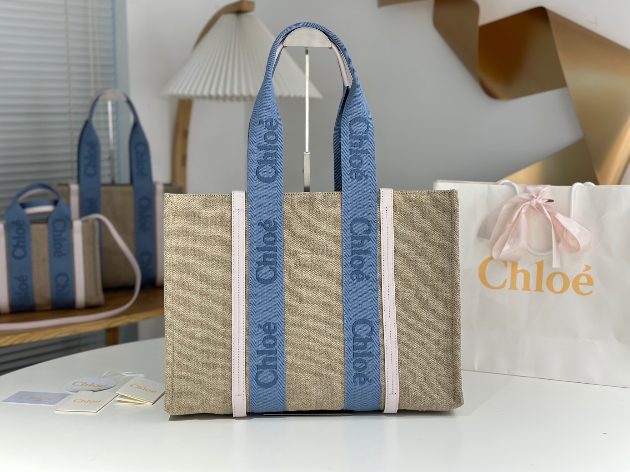 Chloe Large Woody Tote Bag In Linen